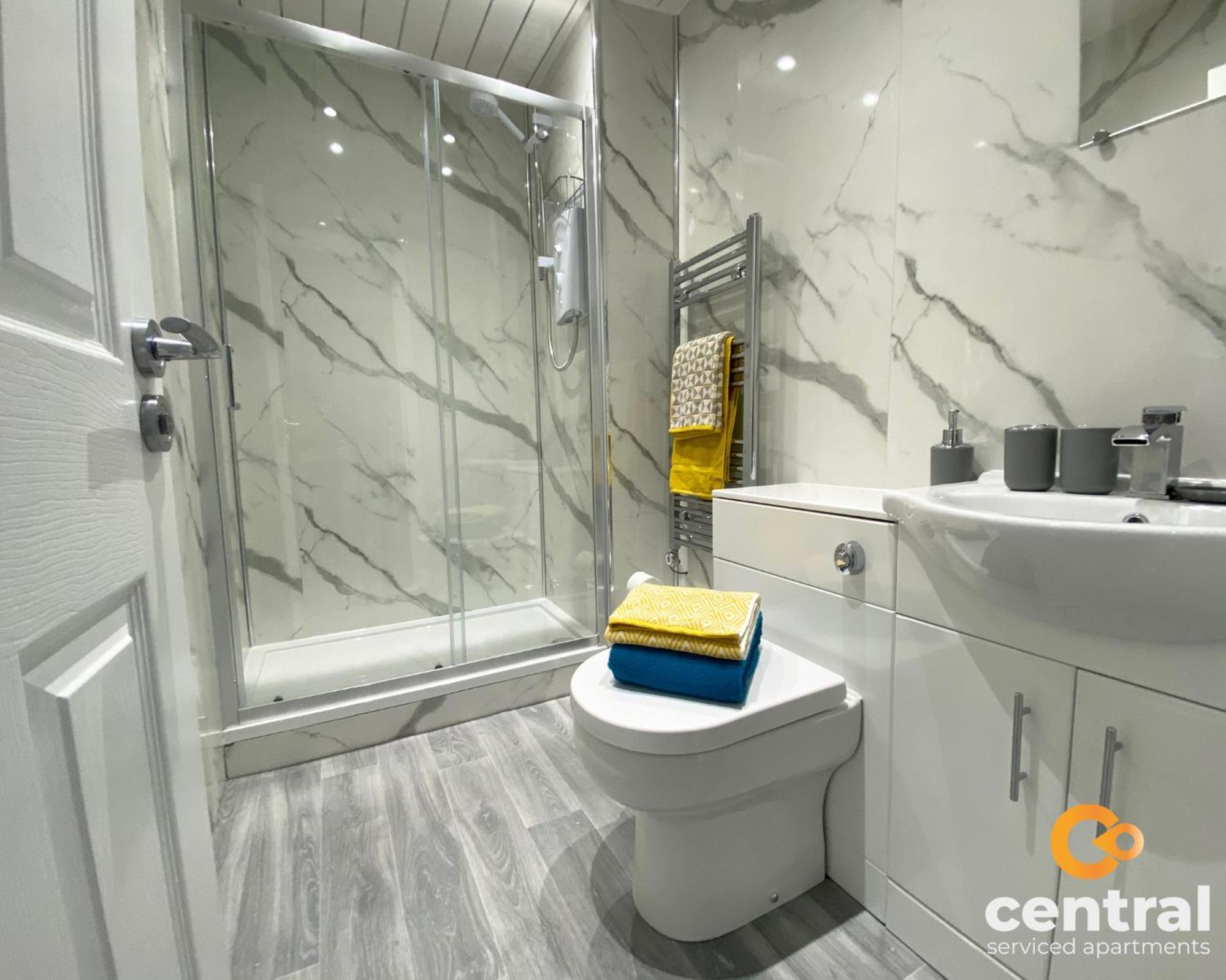 Central Serviced Apartments - Cosy 1 Bedroom - Modern - Close To Transport Links - Quiet Neighbourhood - Fast Wifi - Fully Equipped - Smart Tvs In All Rooms - Monthly Stays Welcome - Free Street Parking - Ideal Relocation To Dundee Accommodation Extérieur photo